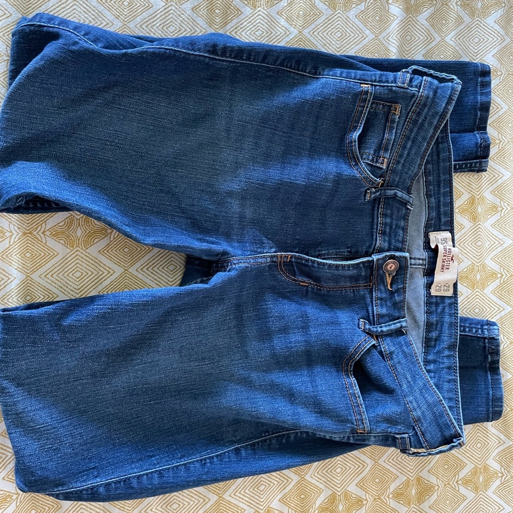Hollister jeans